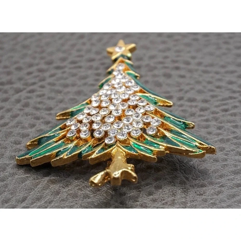 Vintage Christmas Tree Brooch Rhinestone Green Enamel Gold Tone